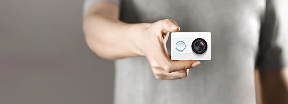 YI Travel Edition +bluetooth в белом цвете